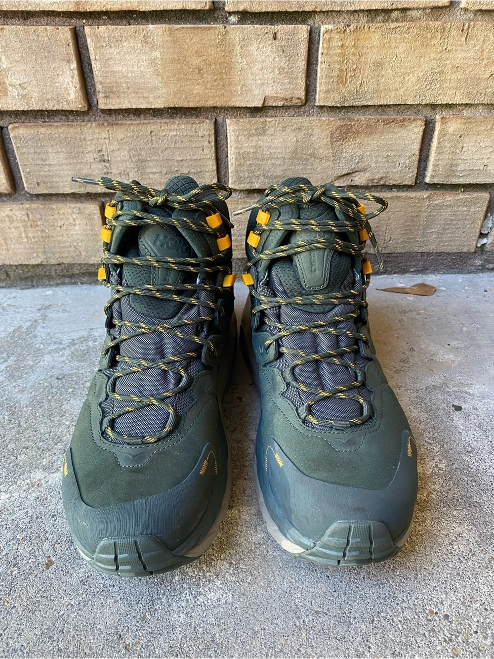 Hoka Mens Kaha 2 GORE-TEX Hiker Shoes US 9 D Green Waterproof Leather NEW